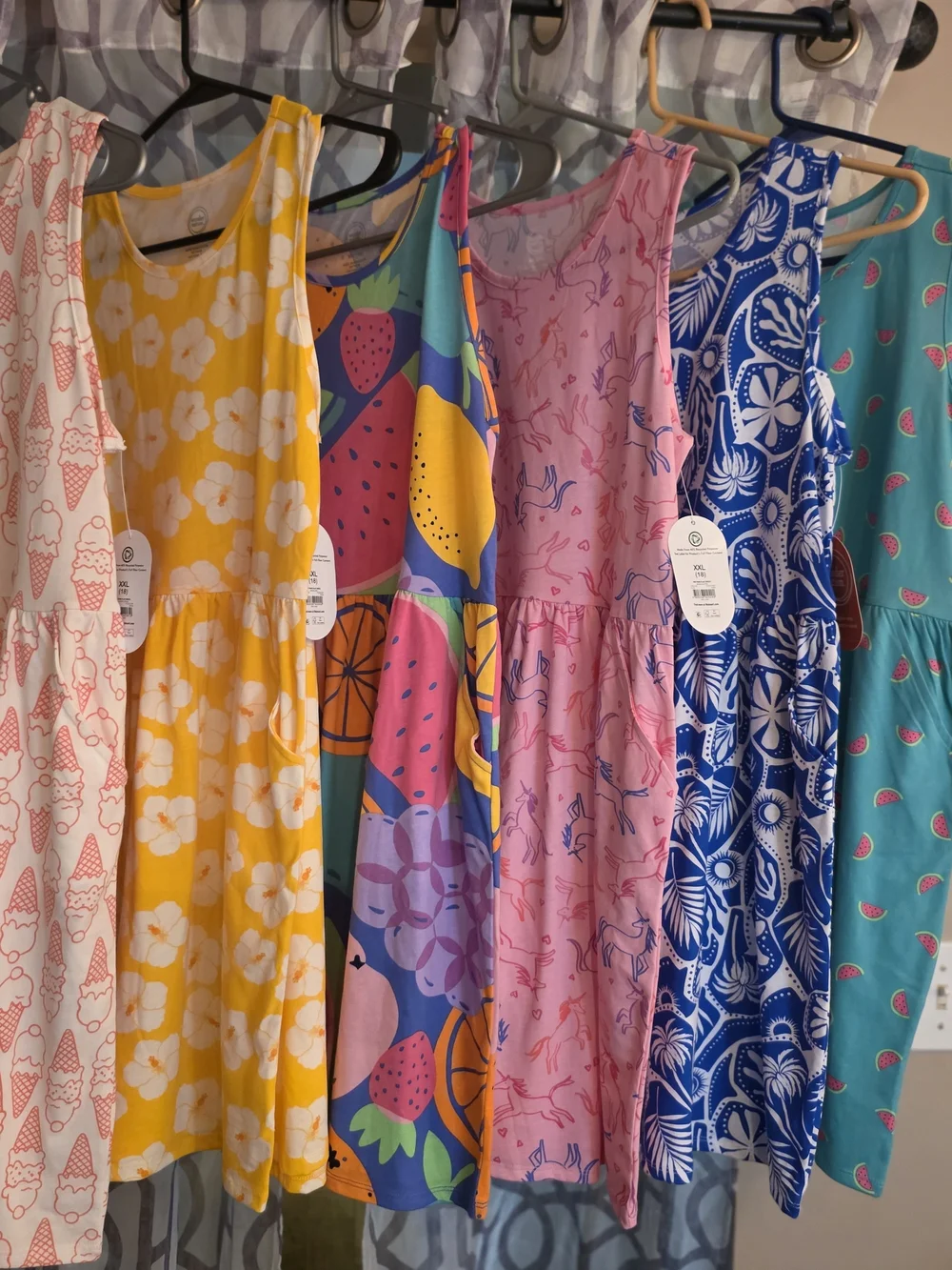 Girls' Sleeveless Print Dress's Size XXL (18)  Lot Of 6 Multi Print